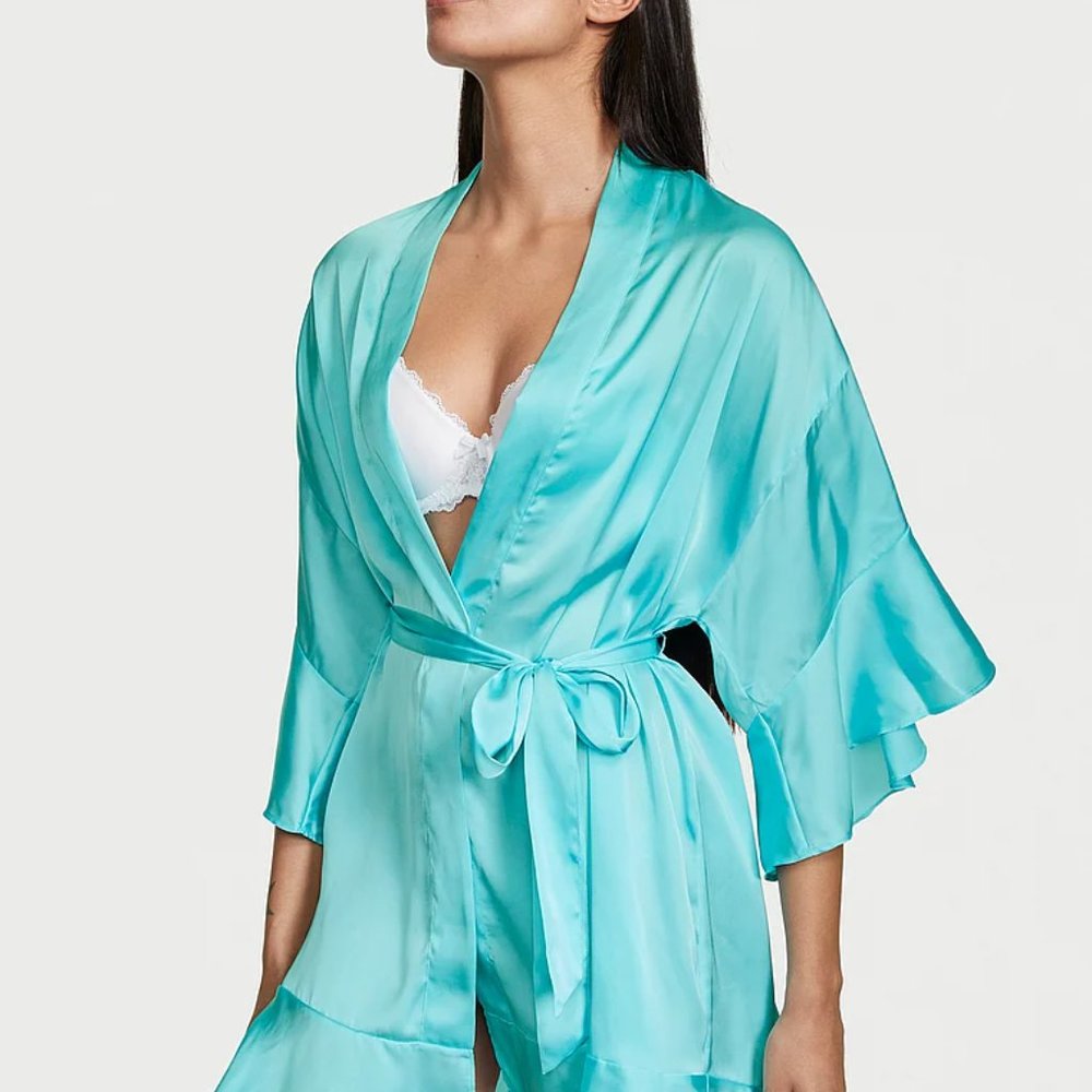 Victoria's Secret Georgette Flounce Robe - Cool Aqua - M/L - NWT